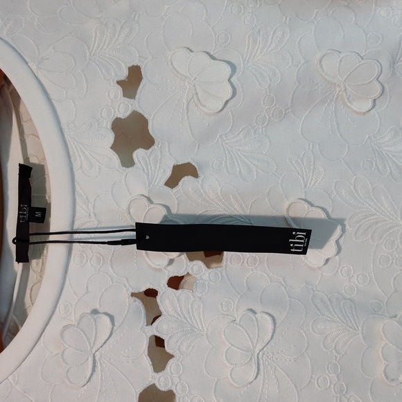 Tibi Blossom Sleeve white cut out top M - Picture 6 of 6